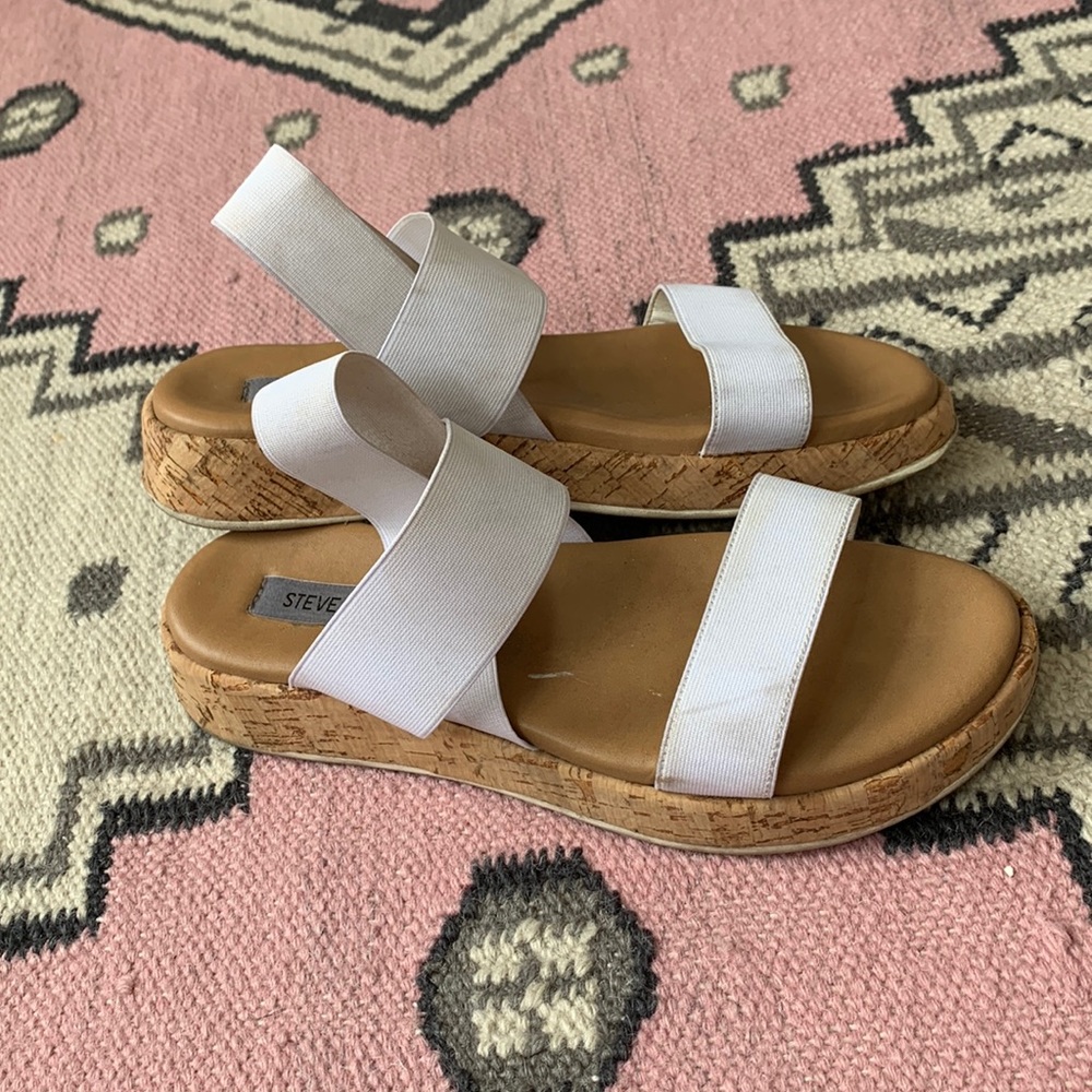 Steve Madden white sandals